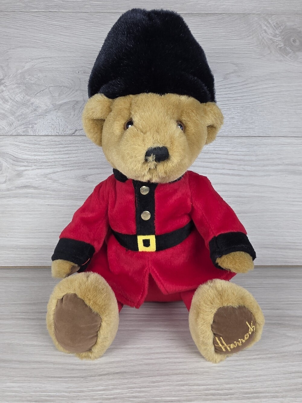 Harrods Plush Bear in Ceremonial Guard Uniform Costume 13" SU31